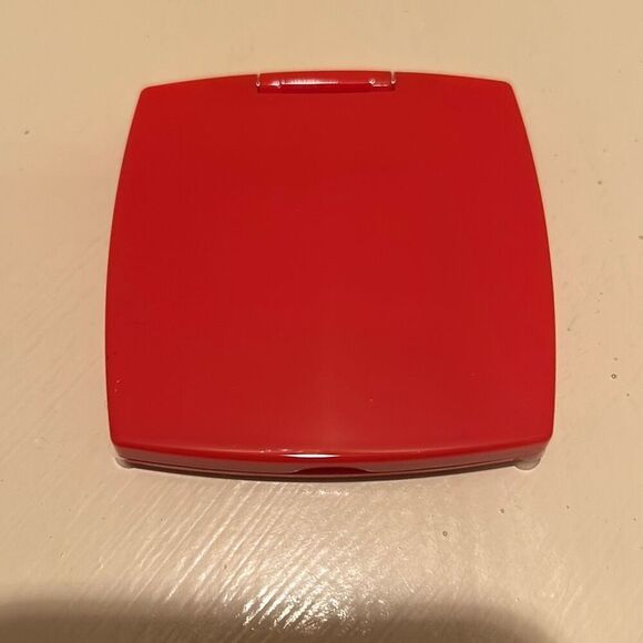 Chanel Double Sided Cosmetic Mirror Red Duo Travel Makeup Gift CC Logo New - Picture 5 of 11